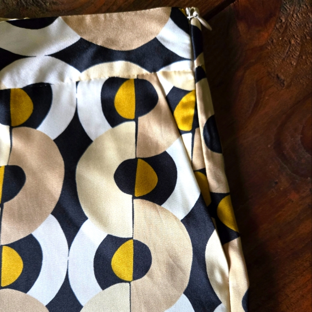 Zara Geometric Patterned Pants - Picture 4 of 4